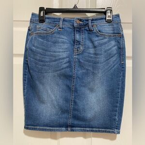 Mossimo Blue Denim Super Stretch Denim Skirt Size 6